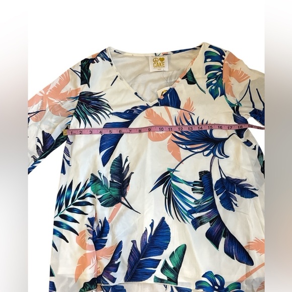 Peace Love Cake Tropical Leaf Print V-Neck Long Sleeve Blouse Small - Picture 3 of 7